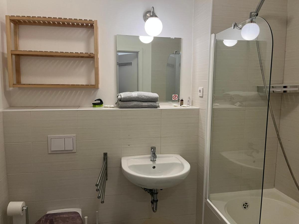 Corvin Pearl Deluxe Apartman Budapest Kültér fotó